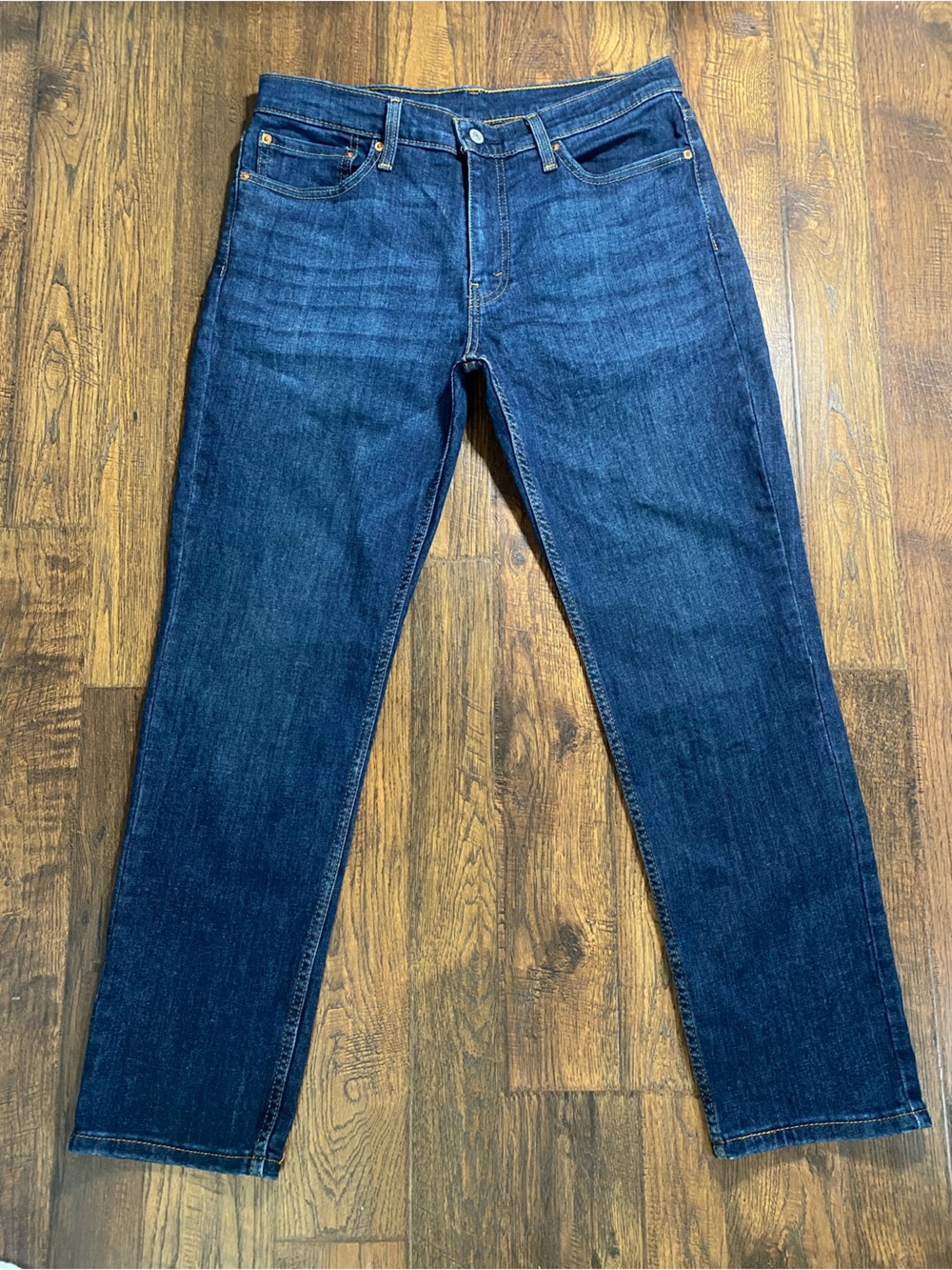 Classic Levi’s Men's Slim Straight Jeans - Dark Blue
